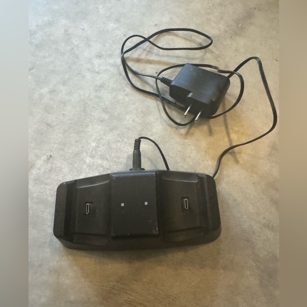 Nintendo switch duel charging stand and cases